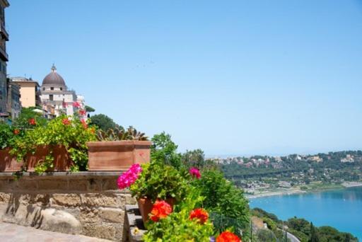 Ferienwohnung Giardino Sul Lago Castel Gandolfo Exterior foto