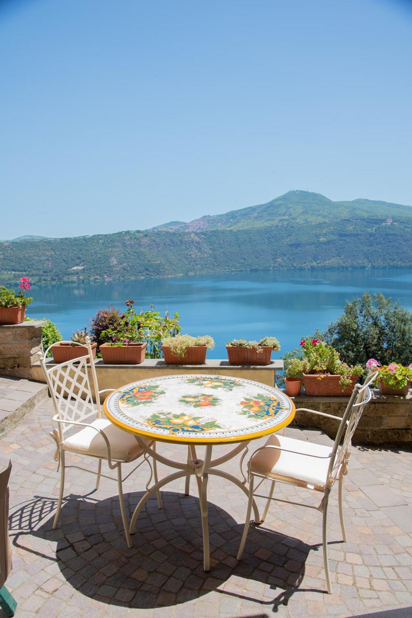 Ferienwohnung Giardino Sul Lago Castel Gandolfo Exterior foto